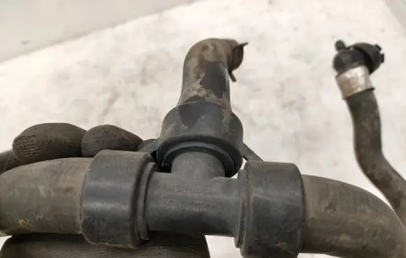 Renault Kangoo II Engine coolant pipe/hose WSR20344
