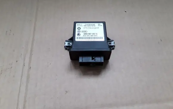 Skoda Superb B6 (3T) Xenon control unit/module 5M0907357C 5WK49676C