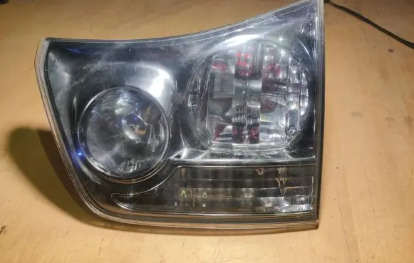 Lexus RX 300 Tailgate rear/tail lights 