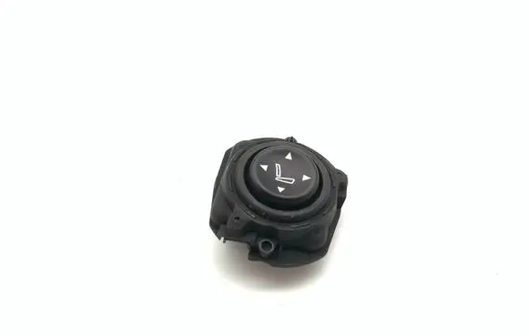 Maserati Quattroporte Seat control switch