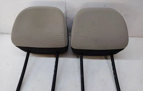 Citroen C4 Grand Picasso Front seat headrest 