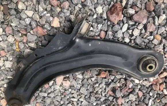 Renault Scenic II - Grand scenic II Front lower control arm/wishbone 8200298454