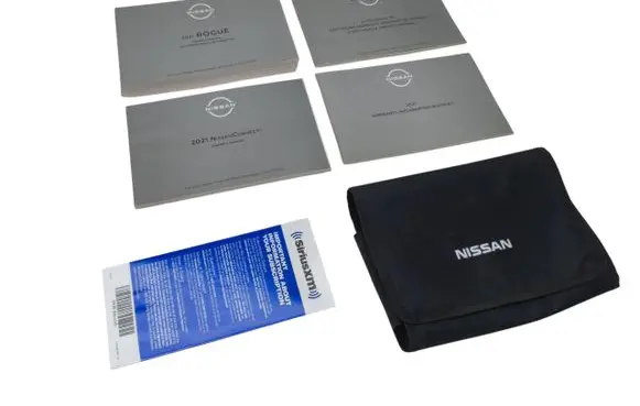 Nissan Rogue Owners service history hand book 