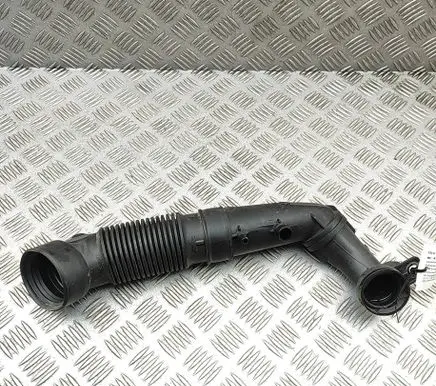 Peugeot 2008 I Air intake duct part 9807939780