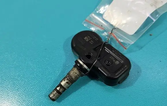 Infiniti QX50 (J50) Tire pressure sensor PMV-C811 IMPRK1528577