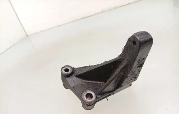 Seat Alhambra (Mk1) Driveshaft support bearing bracket 09B409905D