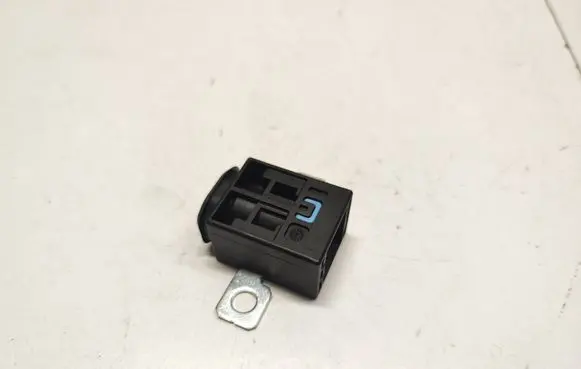 Audi A5 Battery relay fuse 4N0915519