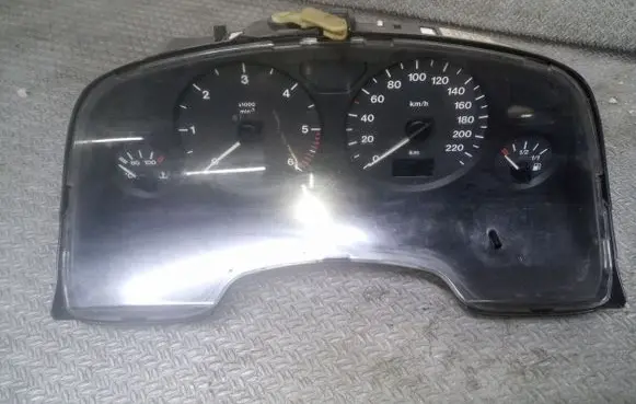 Opel Zafira A Speedometer (instrument cluster) 24419560HT