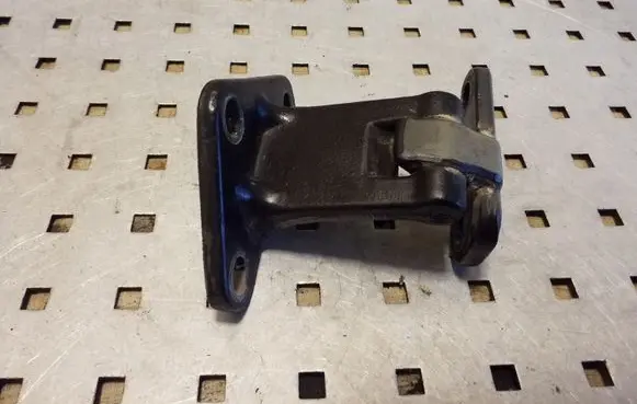 Opel Frontera B Loading door upper hinge 