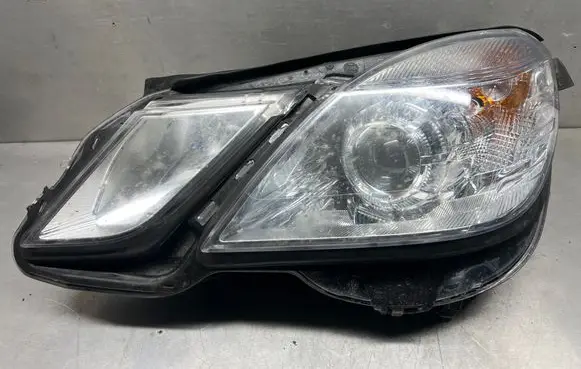 Mercedes-Benz E W212 Headlight/headlamp A2128208361 1LL01080003