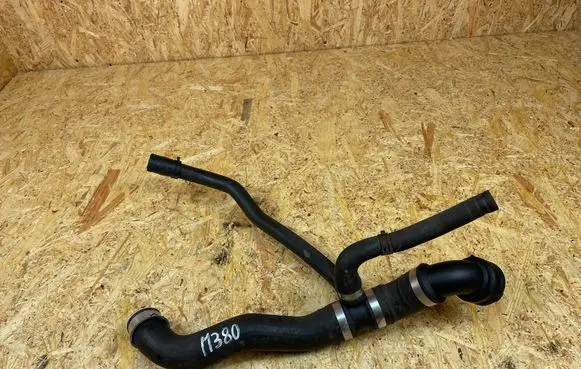 Mercedes-Benz SL R230 Engine coolant pipe/hose A2305013782