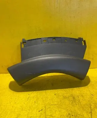 Renault Clio III Steering wheel column trim 8200408027