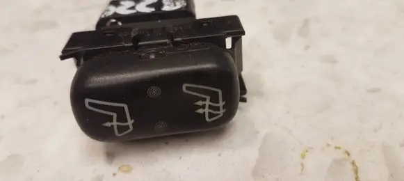 Mercedes-Benz ML W163 Seat heating switch 1638200210 51171
