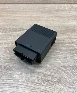 Mercedes-Benz Vito Viano W638 Coolant fan relay 0165452432 05041000