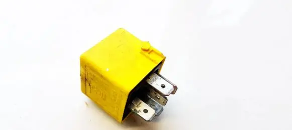 Mercedes-Benz S W220 Other relay A0025421419