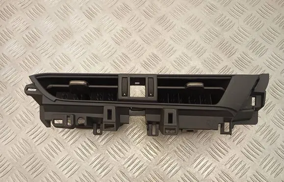 Dash center air vent grill