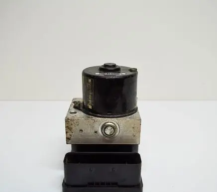 Skoda Octavia Mk2 (1Z) ABS Pump