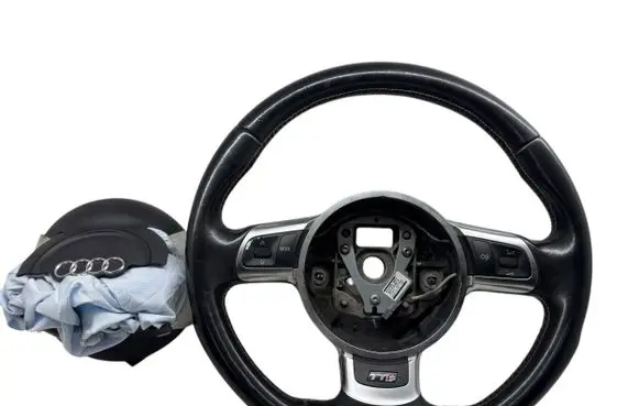 Audi TT TTS Mk2 Steering wheel 8J0419091K 8J0880201J