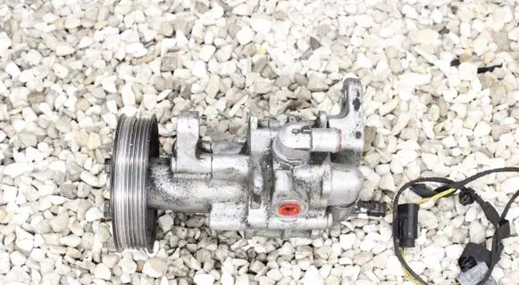 BMW X5 E70 Power steering pump 6796462