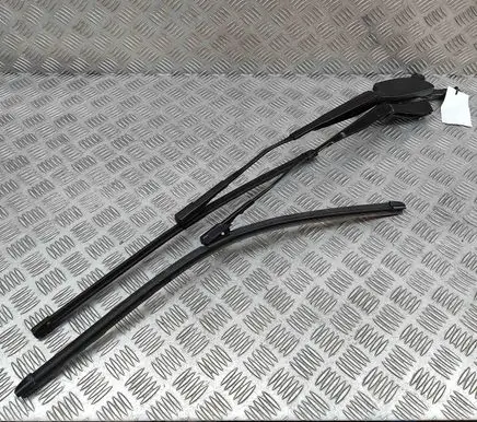 Mercedes-Benz GLE W167 Windshield/front glass wiper blade A1678206603 W000094547