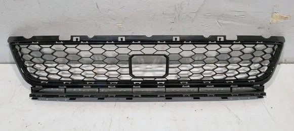 Volkswagen Golf VII Front bumper lower grill 5GE853677