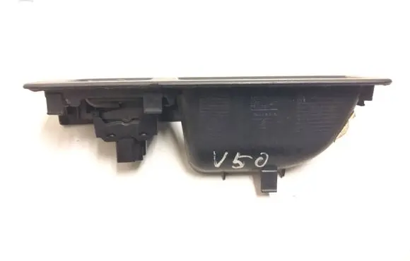 Volvo V50 Electric window control switch 8679477