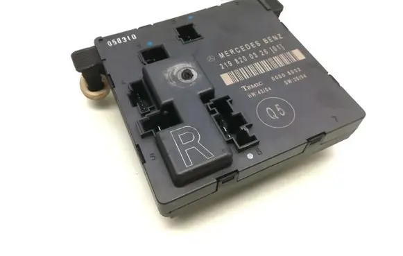 Mercedes-Benz CLS AMG C219 Door control unit/module 2198200326 00005032
