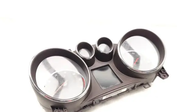 Opel Mokka Speedometer (instrument cluster) 95136683