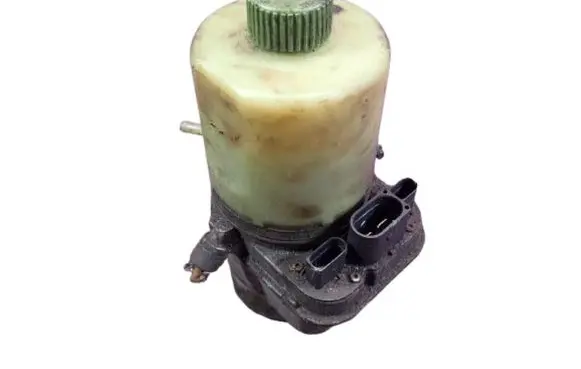 Volkswagen Polo IV 9N3 Power steering pump 6R0423371