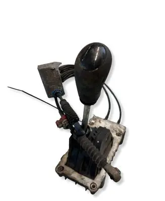 Renault Megane II Gear shifter/selector 8200105010