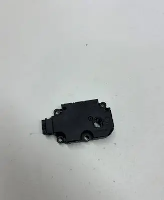 Mercedes-Benz C W205 Air flap motor/actuator T1002128B ZBAT0074D00
