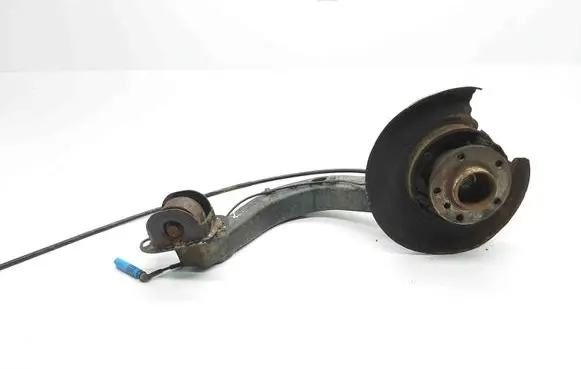 BMW X3 E83 Rear wheel hub 3413251