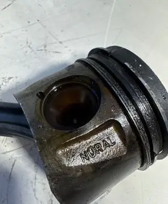 Mercedes-Benz ML W164 Piston with connecting rod 8340F