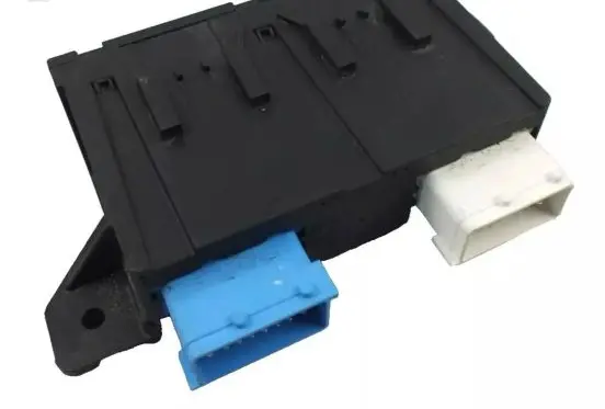 Peugeot 208 Other control units/modules 9800559580