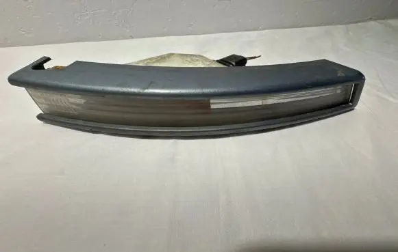 Volkswagen PASSAT B6 Front indicator light 3C0807718