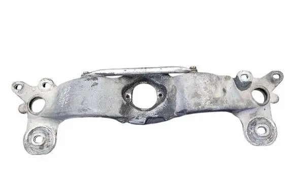 Audi A4 S4 B7 8E 8H Gearbox mounting bracket 8E0399263AQ