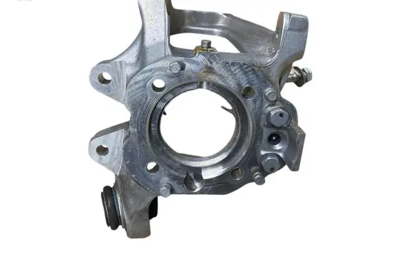 BMW X6M F86 Rear wheel hub spindle/knuckle 6879102 6770984 33326879102