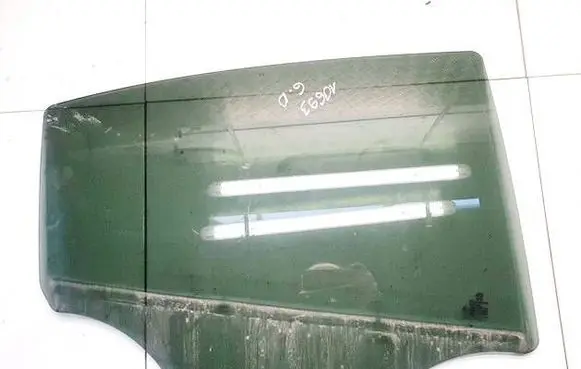 Peugeot 208 Rear door window glass as3m5532dot682