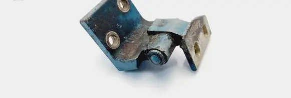 Citroen Berlingo Front door lower hinge 
