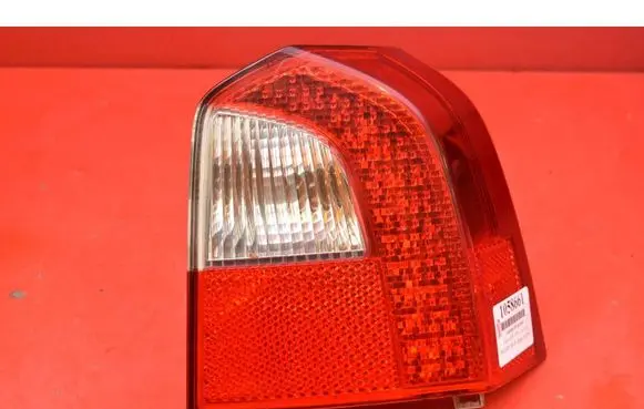 Volvo V70 Rear/tail lights 30698984