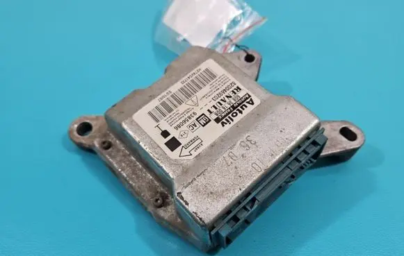 Opel Vivaro Airbag control unit/module 608361600B IMPRK1394845