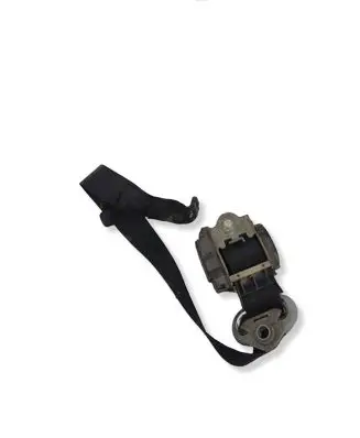 Volkswagen Golf IV Rear seatbelt 1J6857805B