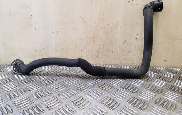 Volkswagen PASSAT B7 Engine coolant pipe/hose 3AA122157