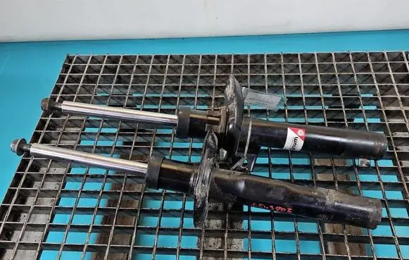 Volkswagen Golf V Front shock absorber/damper IMPRK1543905