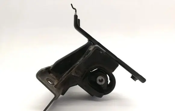 Toyota Yaris Gearbox mount AV85554