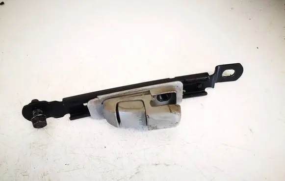 Nissan X-Trail T30 Seat belt adjustment rail 