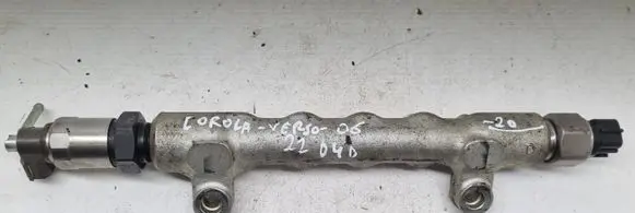 Toyota Corolla Verso AR10 Fuel main line pipe