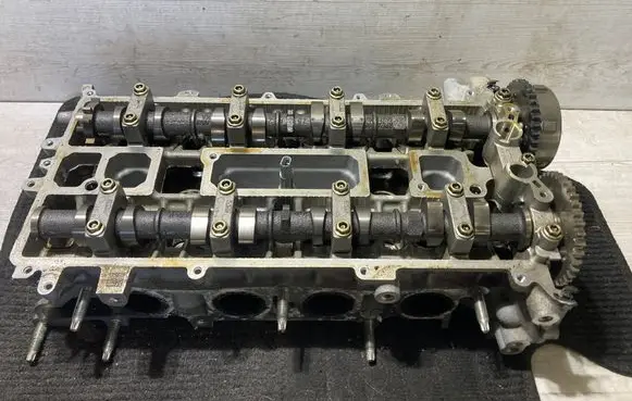 Ford Kuga III Engine head lx6e6090aa