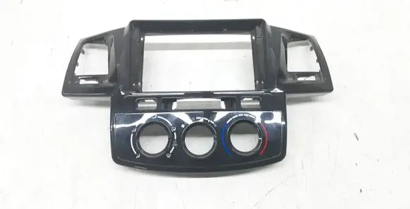 Toyota Hilux (AN10, AN20, AN30) Radio/GPS head unit trim TK571
