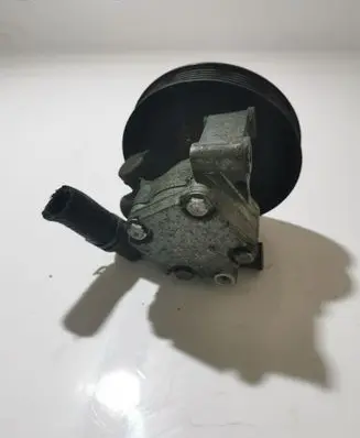 Mercedes-Benz CLK A209 C209 Power steering pump A6112300115